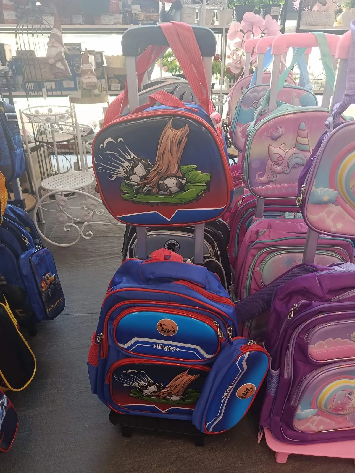 rucsac școlar pe roți fotbal