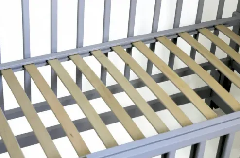 Patut Kuzya Anghelina-2 Gri pe balansoar Patut Kuzya Anghelina-2 Gri pe balansoar