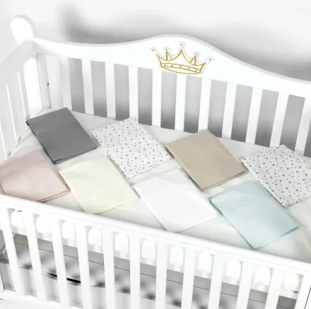 Cearșaf de pat pe elastic PernaMea Maro, 120x60 cm Cearșaf de pat pe elastic PernaMea Maro, 120x60 cm