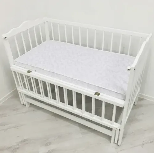 Patuc Kuzya Anghelina-2 Alb pe balansoar Patuc Kuzya Anghelina-2 Alb pe balansoar