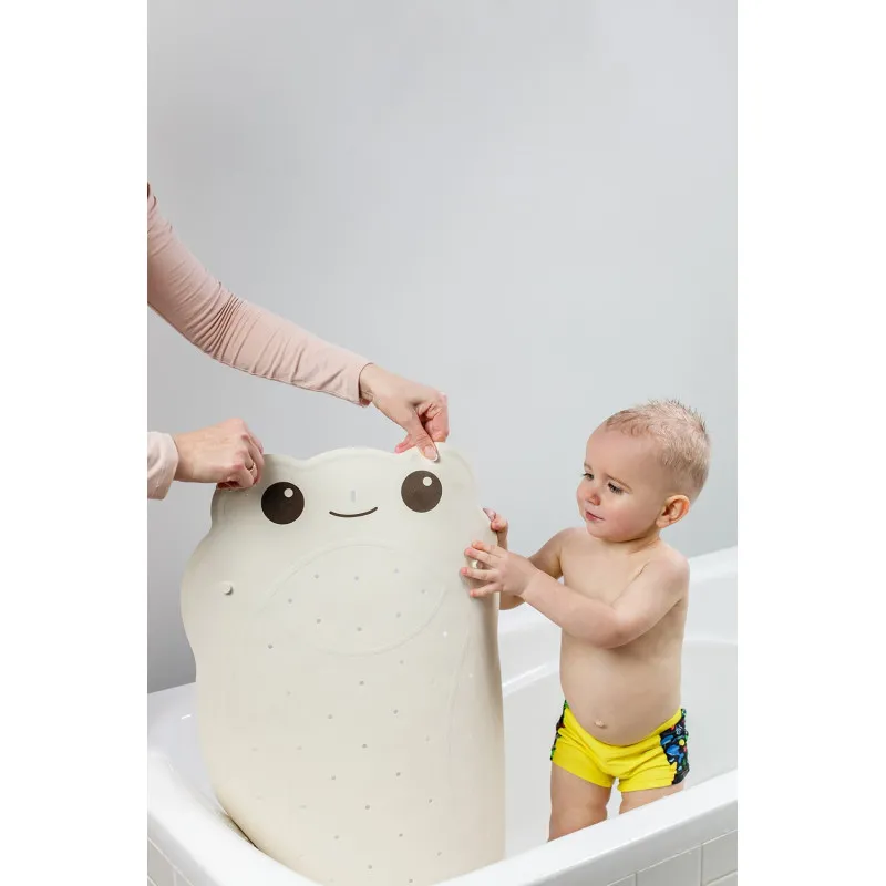 Covoras de baie din cauciuc anti-alunecare Roxy Kids 76×45 cm „Frog”, Alb (BM-4576-FR-W) Covoras de baie din cauciuc anti-alunecare Roxy Kids 76×45 cm „Frog”, Alb (BM-4576-FR-W)