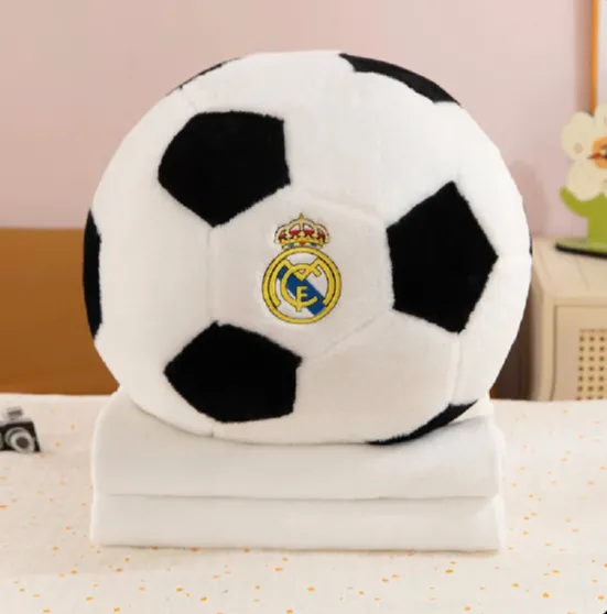 Jucărie din pluș Minge de fotbal 35cm, cu plapumă 1×1.6m (859473)