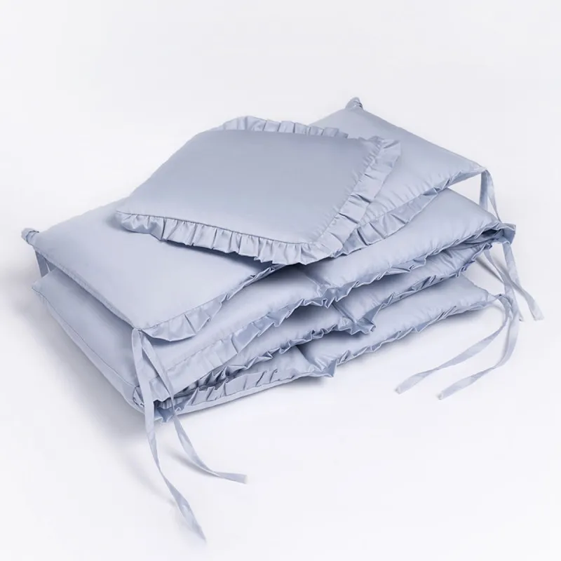 Protecție pentru patuț Perina Lovely Dream (LD1/4-04.10) Albastru Protecție pentru patuț Perina Lovely Dream (LD1/4-04.10) Albastru