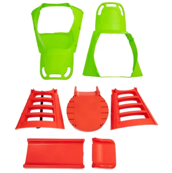 Tobogan cu un mic tunel, lungimea toboganului 1400 mm (01470/13) Tobogan cu un mic tunel, lungimea toboganului 1400 mm (01470/13)