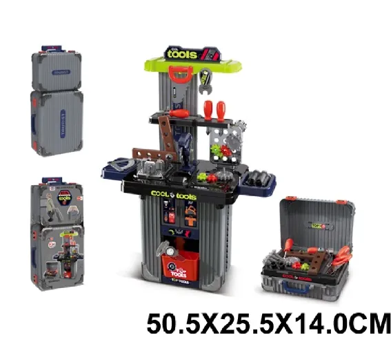 Набор инструментов в чемодане