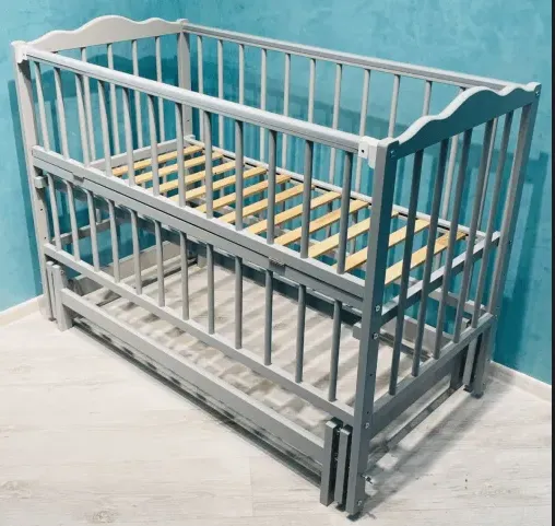 Patut Kuzya Anghelina-2 Gri pe balansoar Patut Kuzya Anghelina-2 Gri pe balansoar