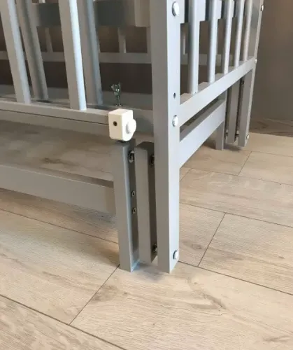 Patut Kuzya Anghelina-2 Gri pe balansoar Patut Kuzya Anghelina-2 Gri pe balansoar