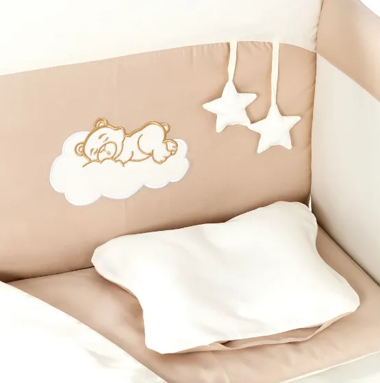 Lenjerie de patut 8 piese PM Satin Urs Maro Lenjerie de patut 8 piese PM Satin Urs Maro