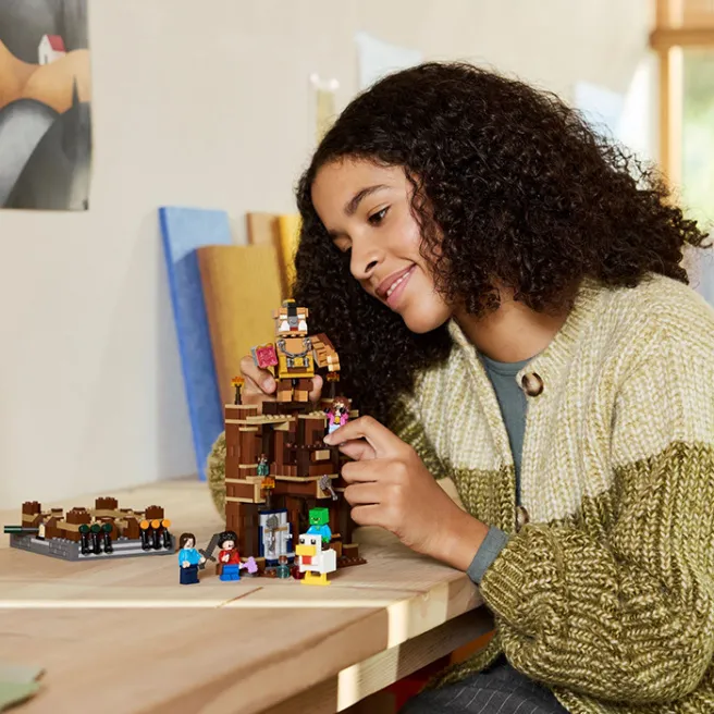 Constructor LEGO Minecraft Inel de luptă Woodland Mansion, art. 21272 Constructor LEGO Minecraft Inel de luptă Woodland Mansion, art. 21272