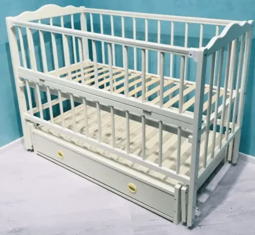 Patut Kuzya Anghelina Ivory pe balansoar cu sertar Patut Kuzya Anghelina Ivory pe balansoar cu sertar