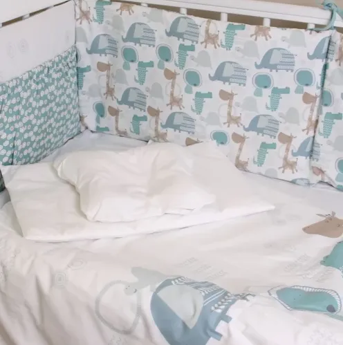 Lenjerie de pătuț 8 piese PM Lovely Dinno