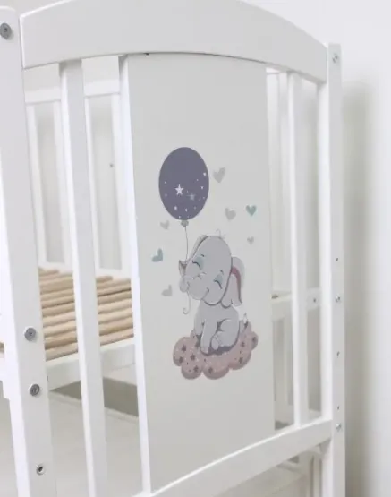 Pătuț Kuzya Elefant Alb pe balansoar cu sertar Pătuț Kuzya Elefant Alb pe balansoar cu sertar