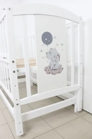 Pătuț Kuzya Elefant Alb pe balansoar Pătuț Kuzya Elefant Alb pe balansoar