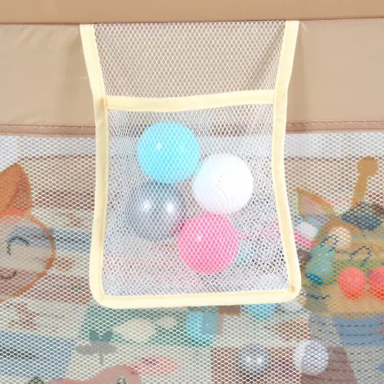 Manej Moni GameZone 60 balls Beige, 180×200 cm Manej Moni GameZone 60 balls Beige, 180×200 cm