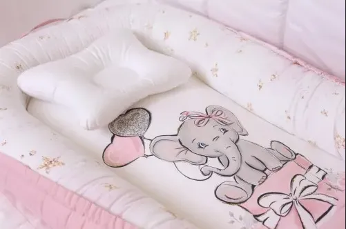 Babynest pentru bebeluș PM Premium Elefant Roz Babynest pentru bebeluș PM Premium Elefant Roz