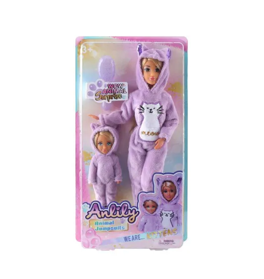 Papusa Anlily, 30 cm, într-un costum mov.