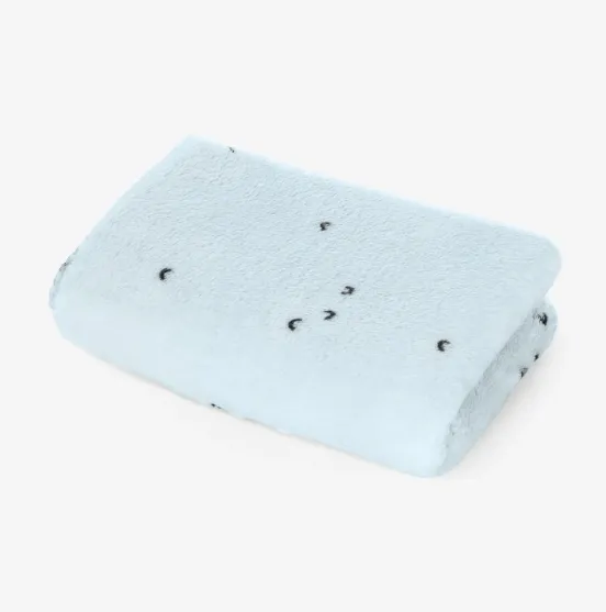 Păturică cu jucărie Kikkaboo Stripy Friends Blue, 70x100 cm Păturică cu jucărie Kikkaboo Stripy Friends Blue, 70x100 cm