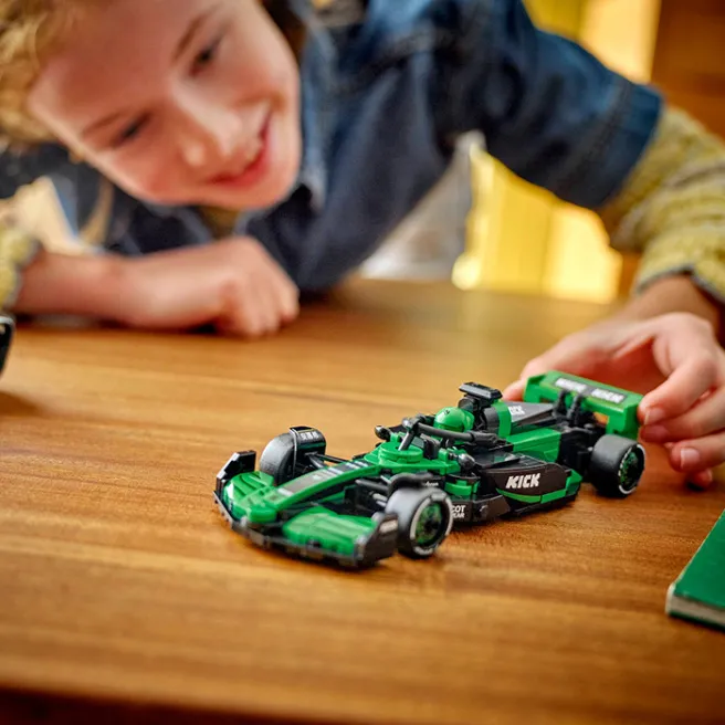 Constructor LEGO Speed Champions KICK Sauber F1 Team C44, art. 77247 Constructor LEGO Speed Champions KICK Sauber F1 Team C44, art. 77247