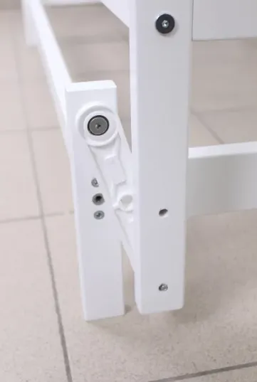 Pătuț Kuzya Elefant Alb pe balansoar Pătuț Kuzya Elefant Alb pe balansoar