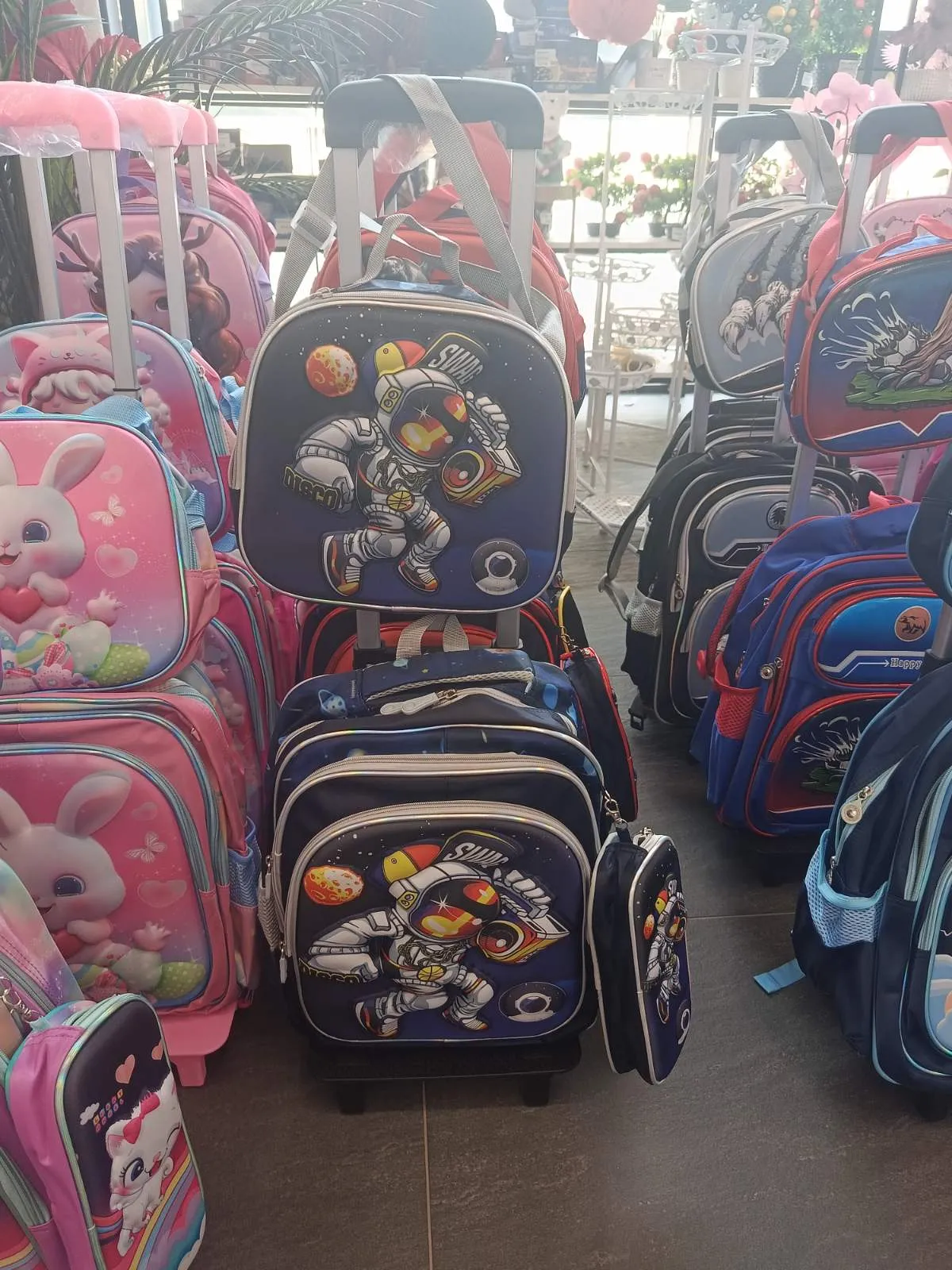 rucsac școlar pe roți