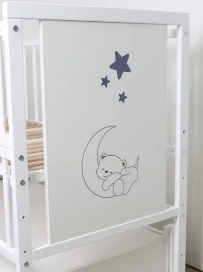 Pătuț Kuzya Urs Alb pe balansoar cu sertar Pătuț Kuzya Urs Alb pe balansoar cu sertar