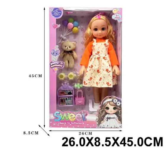 Функциональная кукла с аксессуарами, говорит на румынском языке.