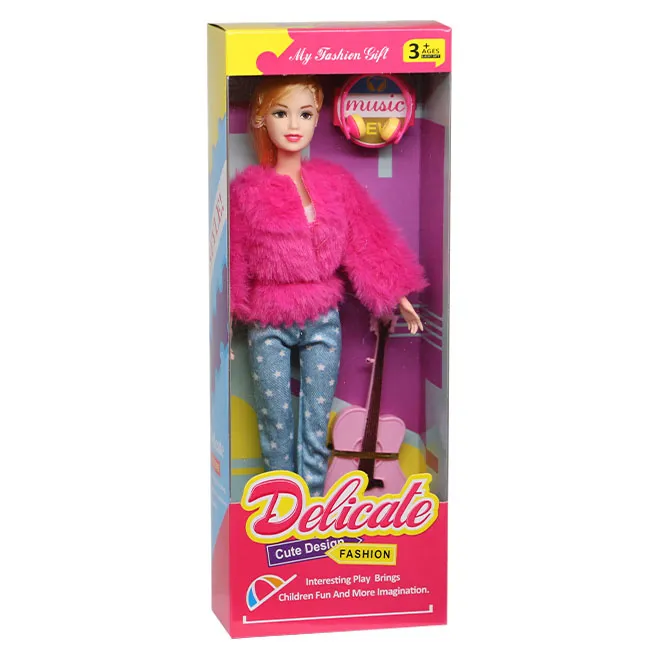 Păpușa „Fermecătoare” cu chitară, într-o haină de blană fuchsia, cod 880269