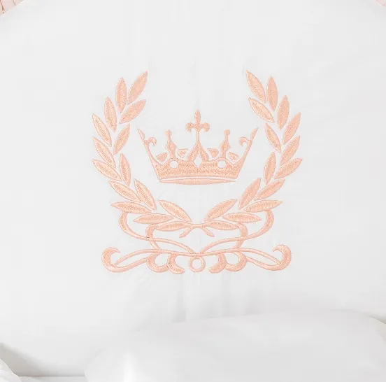 Lenjerie de patut 8 piese PM Royal Roz Lenjerie de patut 8 piese PM Royal Roz