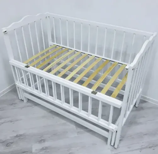 Patuc Kuzya Anghelina-2 Alb pe balansoar Patuc Kuzya Anghelina-2 Alb pe balansoar