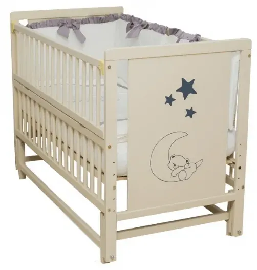 Patut Dubok Ursulet Ivory pe balansoar Patut Dubok Ursulet Ivory pe balansoar