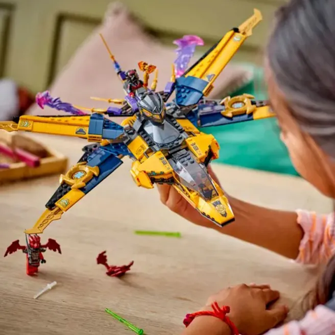 Constructor LEGO Ninjago Avionul de superfurtună Ras și Arina, art. 71833 Constructor LEGO Ninjago Avionul de superfurtună Ras și Arina, art. 71833