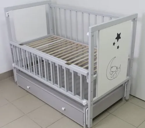 Pătuț Kuzya Urs Gri pe balansoar cu sertar Pătuț Kuzya Urs Gri pe balansoar cu sertar