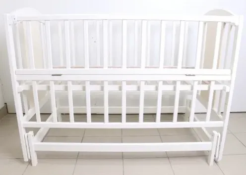 Pătuț Kuzya Iepuraș Alb pe balansoar Pătuț Kuzya Iepuraș Alb pe balansoar