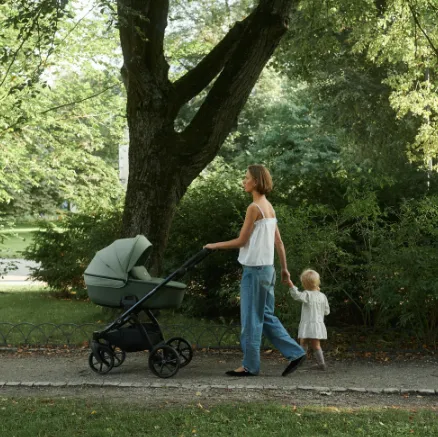 Carucior 2 in 1 TUTIS UNO5+ ESSENTIAL Albastru Carucior 2 in 1 TUTIS UNO5+ ESSENTIAL Albastru