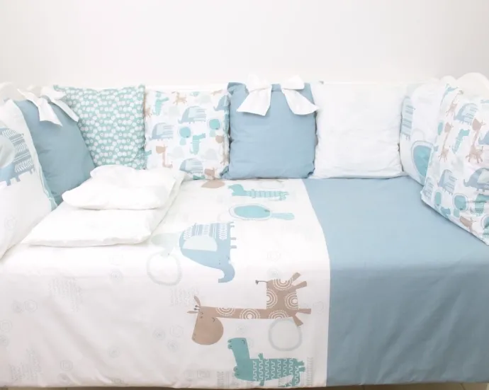 Lenjerie de patut 8 piese PM Perne Dinno Lenjerie de patut 8 piese PM Perne Dinno