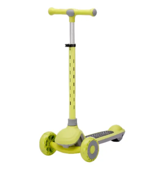 Trotinetă pentru copii cu 3 roți luminoase, platformă și ghidon cu lumini, verde, RTM Scooter (43817)