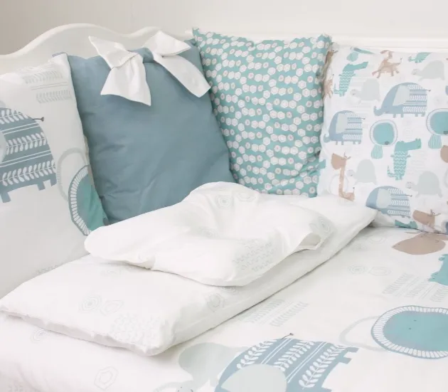 Lenjerie de patut 8 piese PM Perne Dinno Lenjerie de patut 8 piese PM Perne Dinno