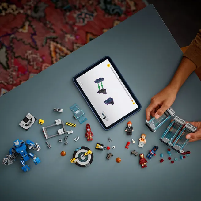 Constructor LEGO Marvel Laboratorul Iron Man: Sala armurii, art. 76315 Constructor LEGO Marvel Laboratorul Iron Man: Sala armurii, art. 76315