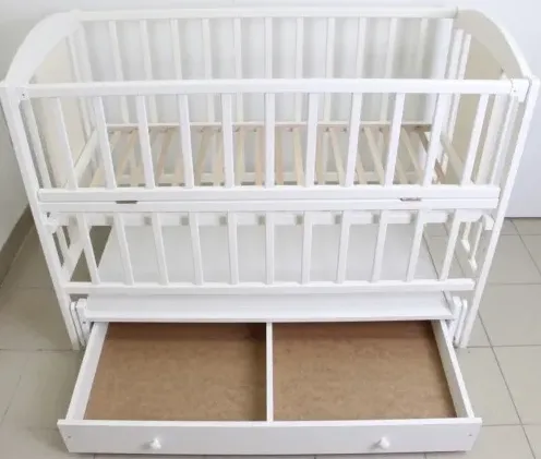 Pătuț Kuzya Iepuraș Alb pe balansoar cu sertar Pătuț Kuzya Iepuraș Alb pe balansoar cu sertar