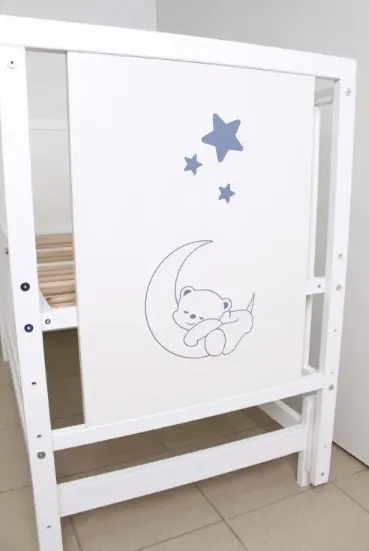 Patut Kuzya Urs Alb pe balansoar Patut Kuzya Urs Alb pe balansoar