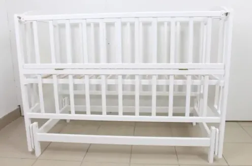 Pătuț Kuzya Elefant Alb pe balansoar Pătuț Kuzya Elefant Alb pe balansoar