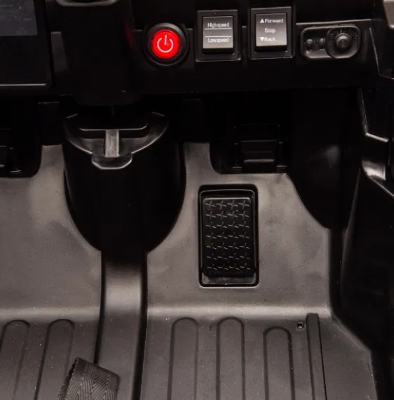 Mașinuță DODGE RAM 3500, Baterie 12V7AH, 2 motoare de 35W, roți EVA Mașinuță DODGE RAM 3500, Baterie 12V7AH, 2 motoare de 35W, roți EVA